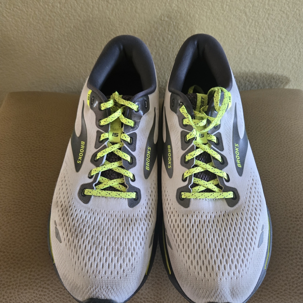 Brooks Men's Ghost 15 White Athletic Shoes with Neon Accents
